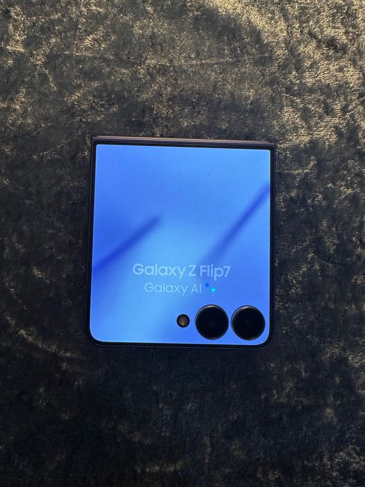 Galaxy Z flip 7 deblocat