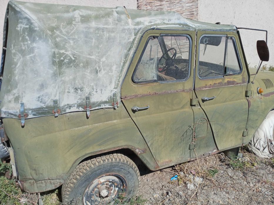 Debit mashina, pricepi bilan