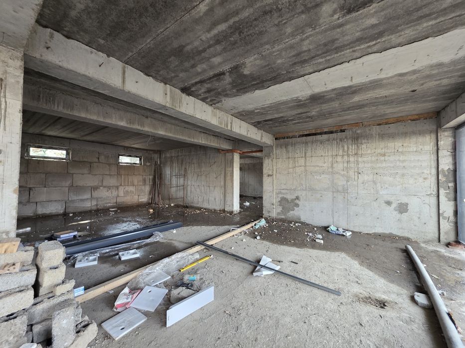 Chirchiqda tayyor biznes bino!