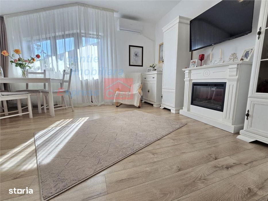 Revanzare: apartament 3 camere in Bucium (Hanul Trei Sarmale)