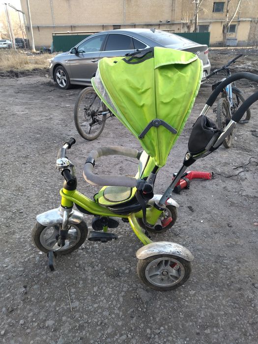 Продаётся велосипед трёхколёсный