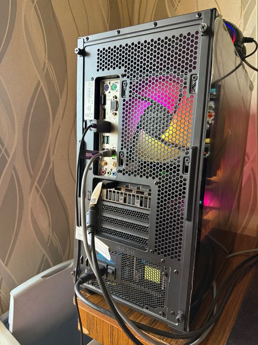 Pc ASU’s 4060 ti GEFORCE RTX 16gb ram i5