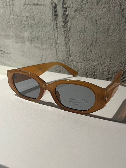 Очки стильные солнцезащитные!!!