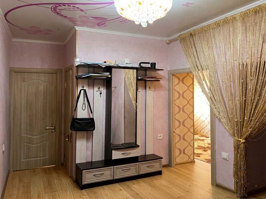 Срочно продается 3 комнатная квартира Кибрай Хосилот