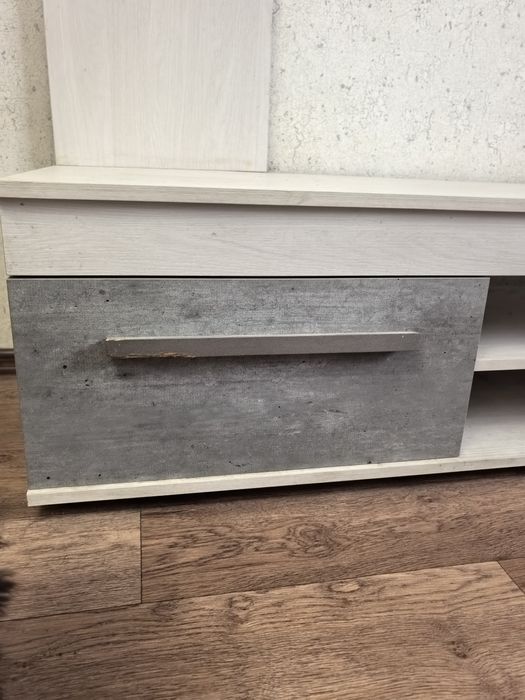 Продам  ТВ тумбу