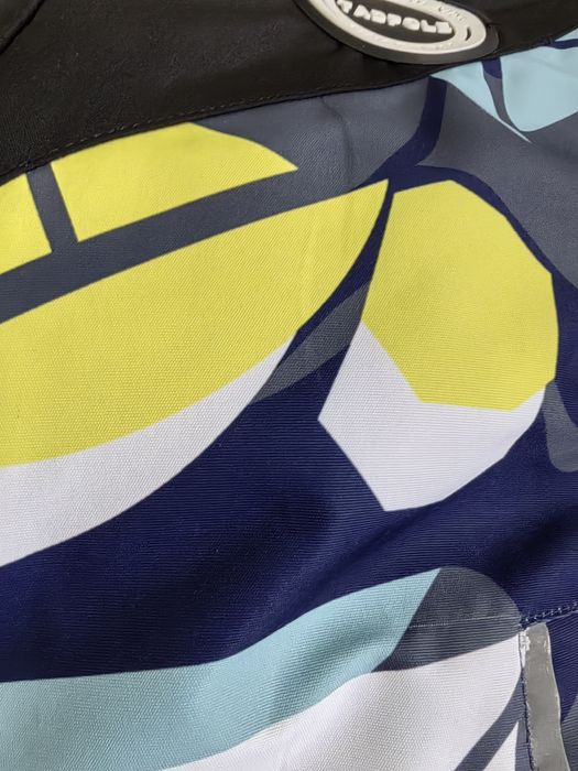 Зимняя куртка на мальчика