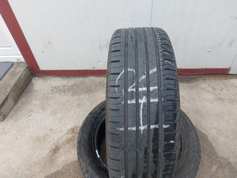 135 lei bucata! Doua anvelope de vara 205 55 r17 Continental! 7 mm