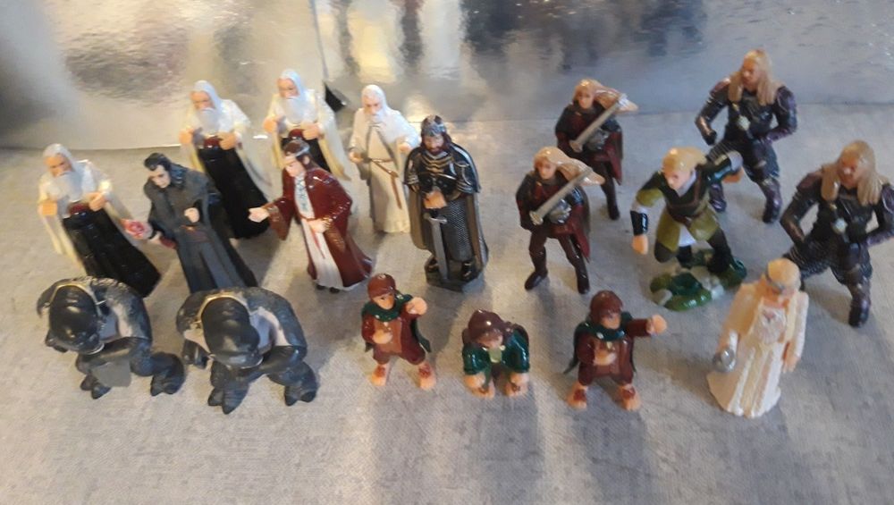 Лот екшън фигури ВЛАСТЕЛИНА НА Пръстените  NLP,Inc.