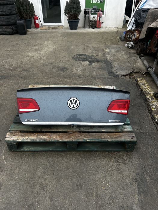 Capotă portbagaj complet cu stopuri Volkswagen Passat B7