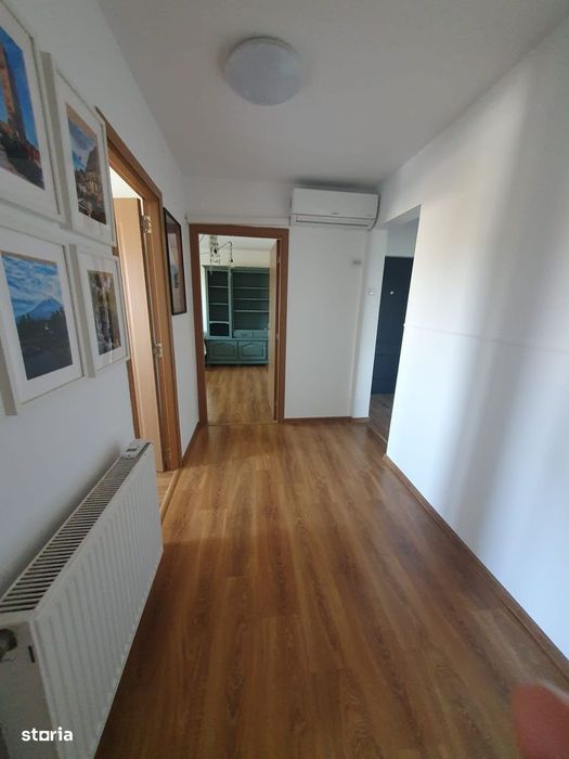De închiriat apartament cu 3 camere – Zona Lipovei