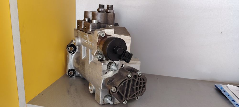 Pompa de Injectie Bosch F00R0P2559