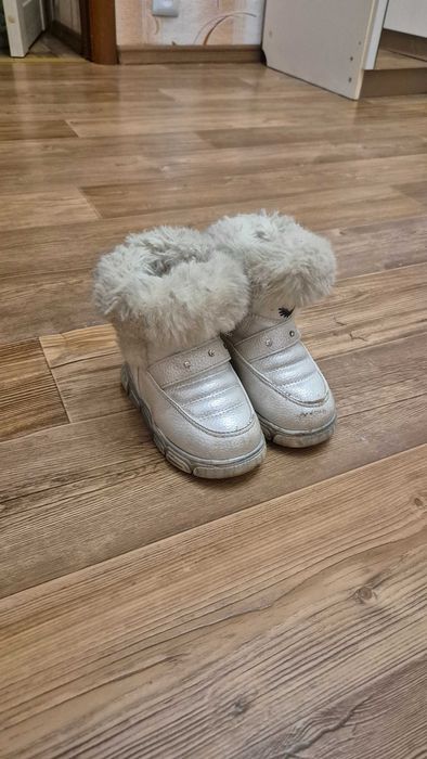 Детская обувь на девочку