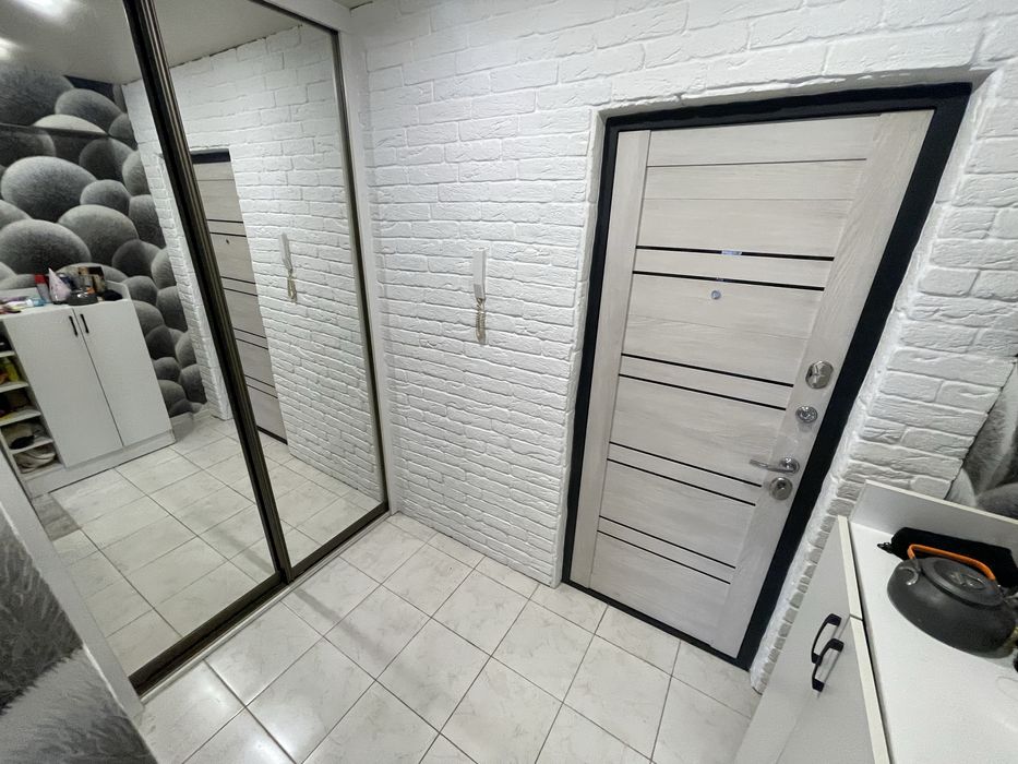 Продам полуторку на Астана 8/2