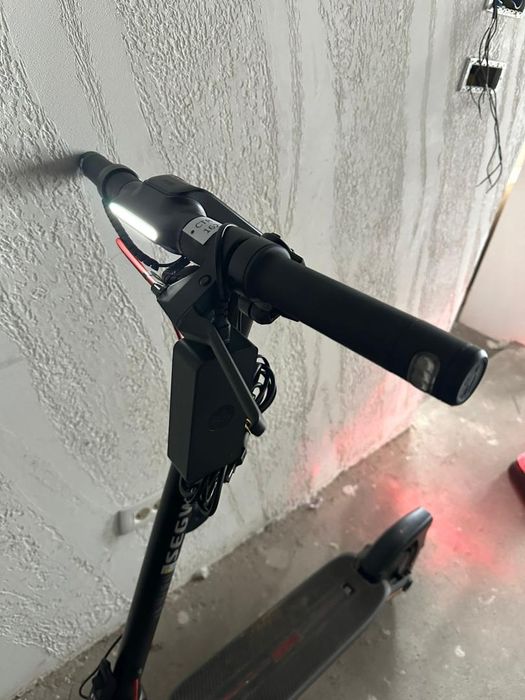 Trotineta electrica Ninebot F3 eKickScooter -A-