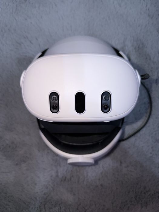 Oculus (Meta) Quest 3 VR 128GB + BoboVR M3 Pro