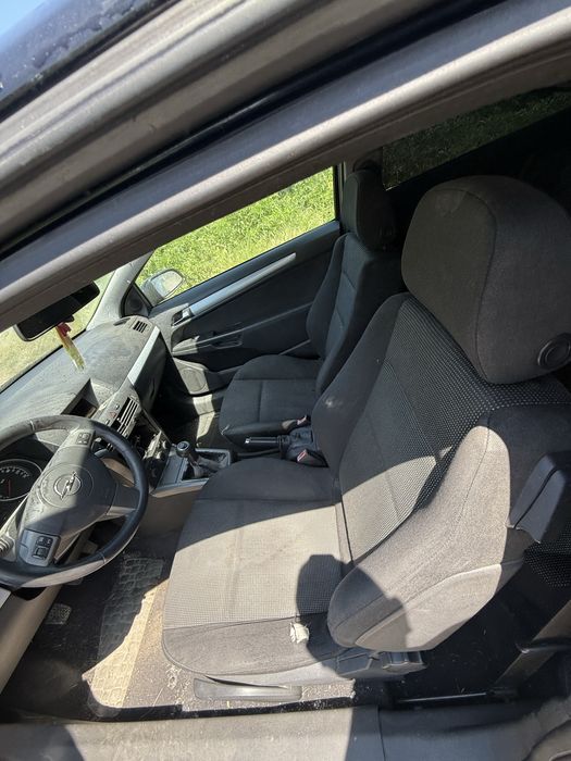 Opel astra H 1.6GTC 105hp Само на части