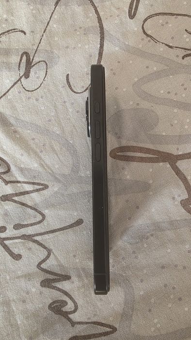 Продам IPhone 16 pro 256Gb, Black