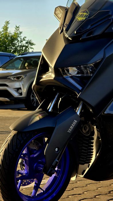 Yamaha XMAX 300.