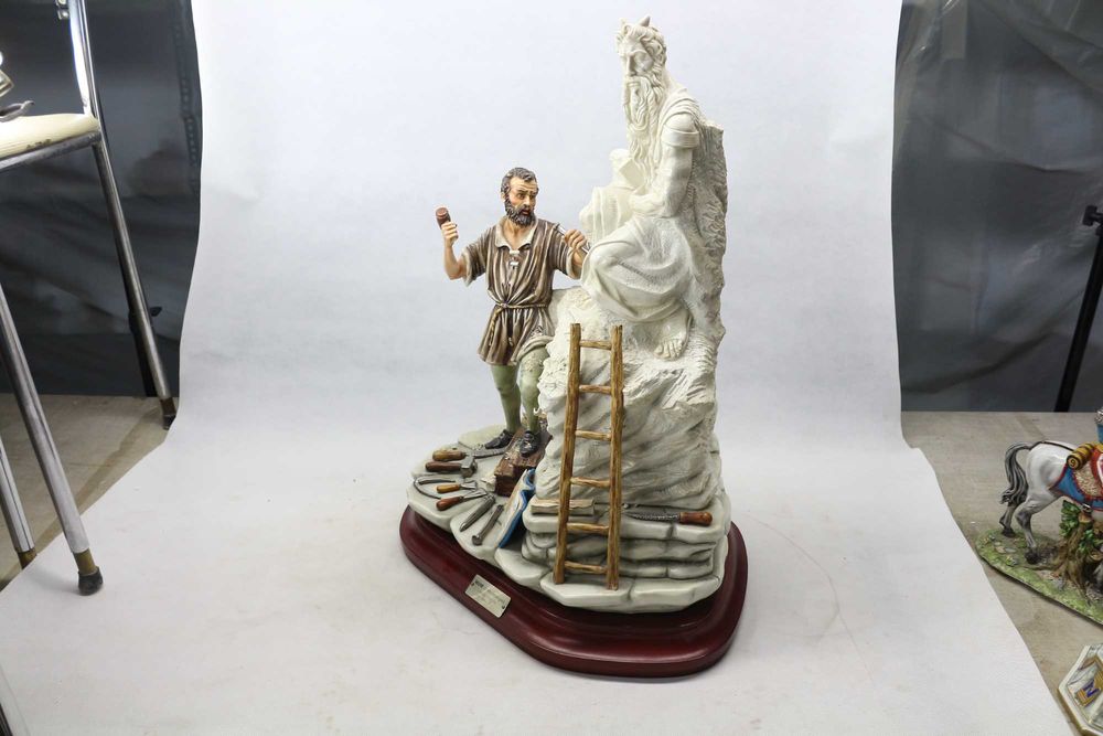 Статуэтка из фарфора Моисей Capodimonte Италия