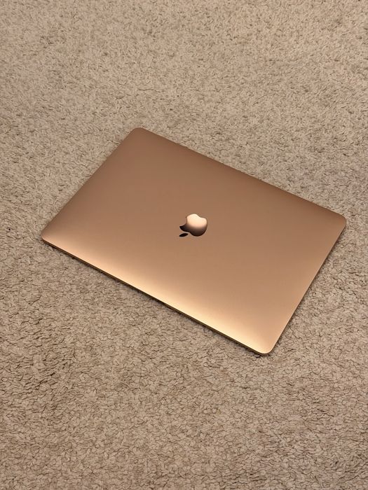 Macbook Air M1 • 256GB • Full Box • Rose Gold