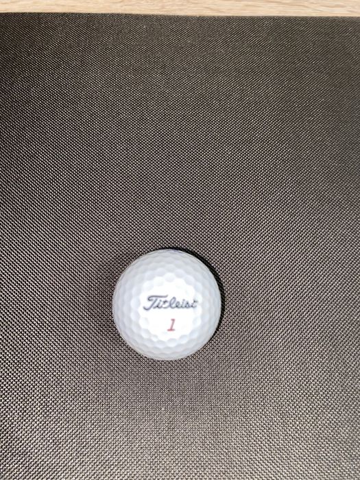 Продам мяч для гольфа