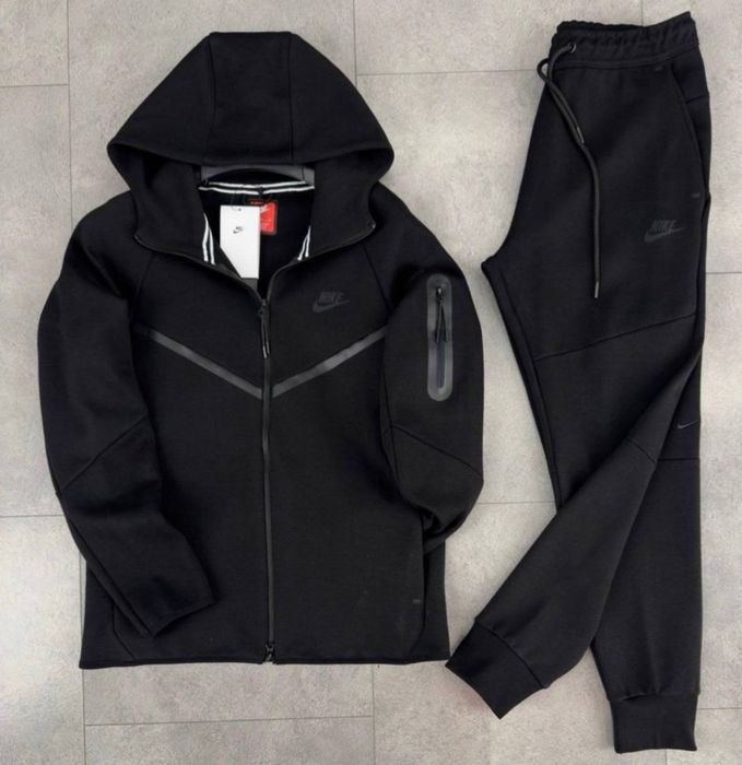 Trening    NIKE   TECH