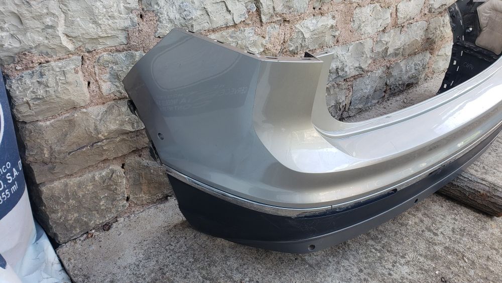 zadna bronq VW Toaran 2016-20g.