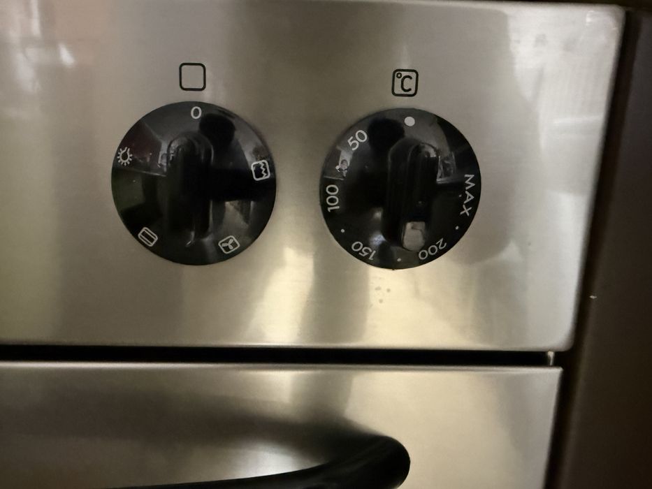 Cuptor electric Zanussi