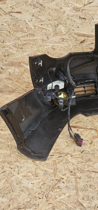 Bară față Passat B6 Originală Completă cu Spălător Faruri Tot Original,  senzori parcare,  instalație electrică, Proiectoare LC9X, din Rm-Vâlcea