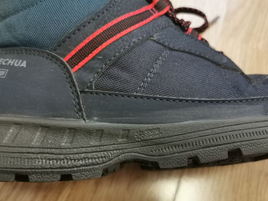 Детски непромукаеми зимни боти