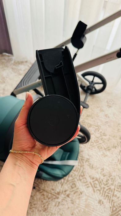 Автокресло Maxi-Cosi