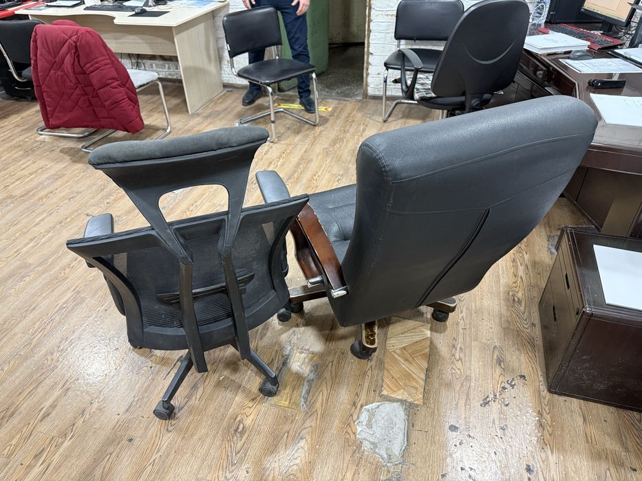 Kreslolar kelishtirib beriladi