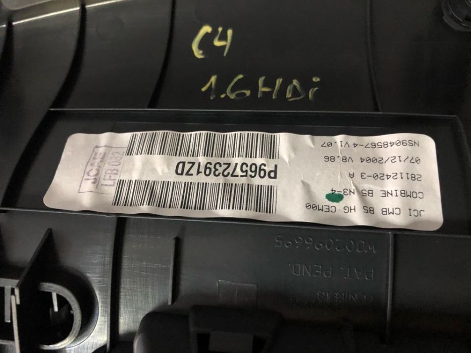 display bord citroen c4