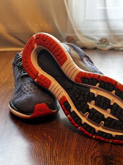True Motion UTech Next Gen-adidasi alergare