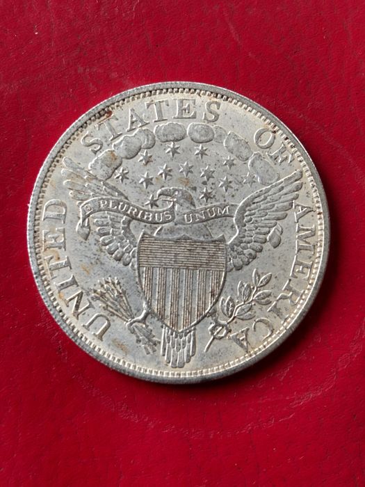 Монета one dollar