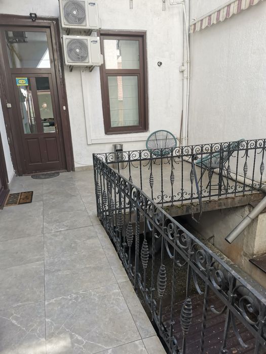 Spațiu birou/salon, de închiriat