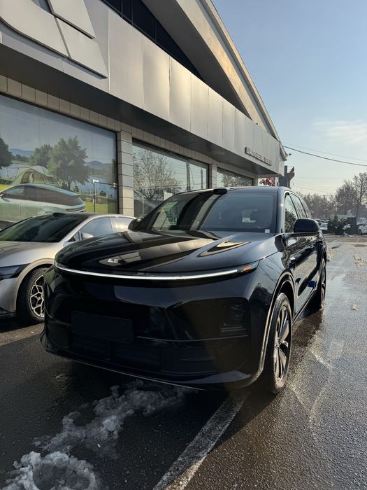 Lixiang L6 Max/Pro 3 yil kafolat Arzon narxlarda