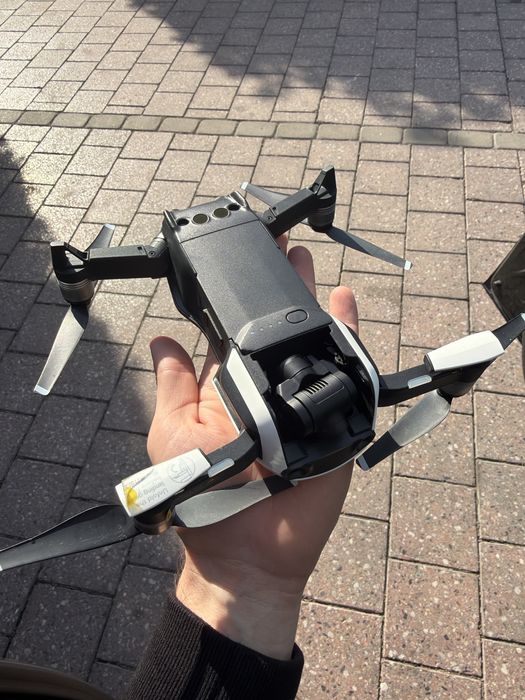 Дрон Dji mavic air