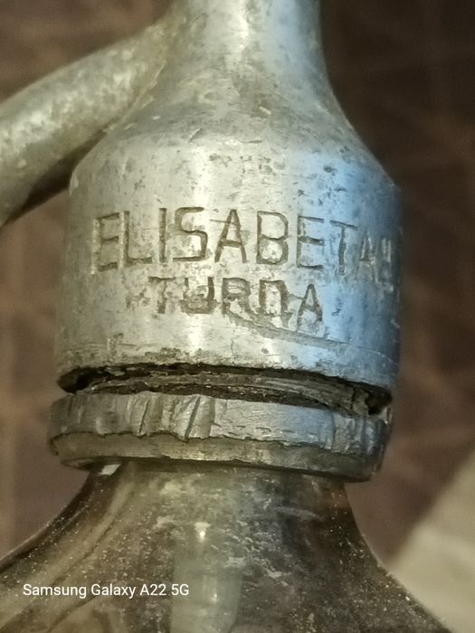 Sticla veche de sifon