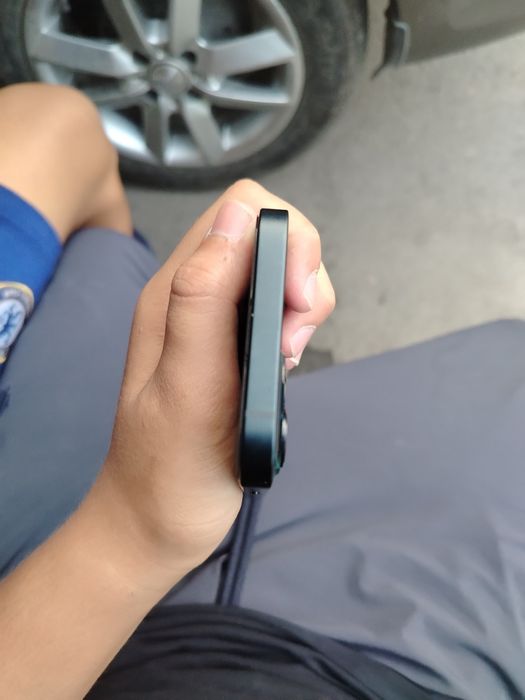 iPhone 13,в хорошем состоянии