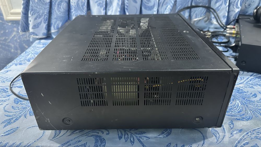 AV-ресивер Yamaha RX-V457