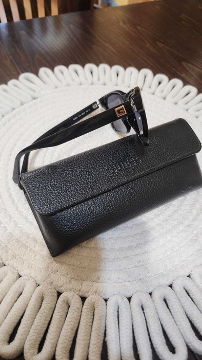 Слънчеви очила Guess