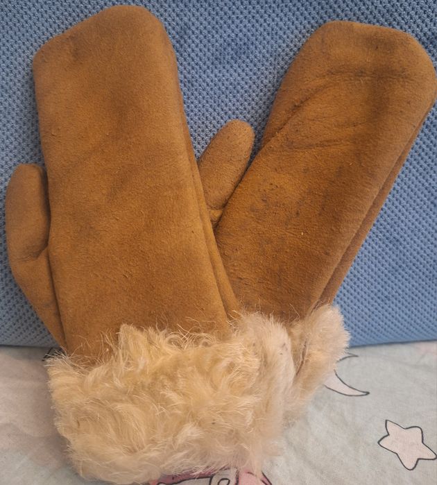 Ръкавици , естествена агнешка кожа