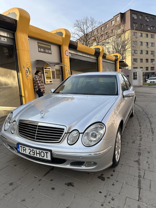 Vand Mercedes E Class W211 / 2.2 CDI / 2004 / xenon / clima