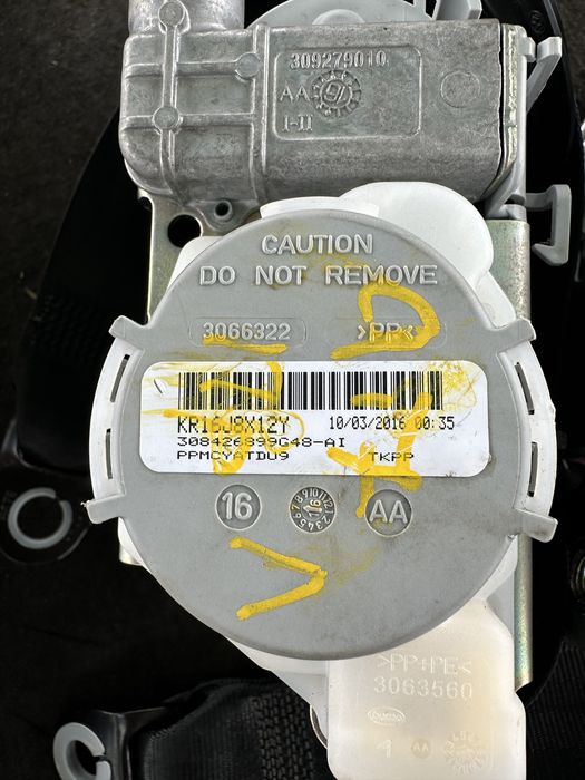 Колани предени десен ляв колан за Ауди Кю 7 4M Audi Q7 4m