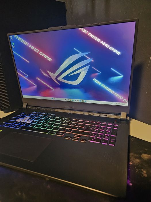 Asus Rog Strix G17 AMD Ryzen 9 RTX 4060 8GB