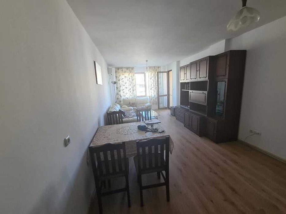 Дава се под наем Двустаен апартамент в Бургас, Меден рудник - зона А - 60 кв.м за 255 € - Снимка #2