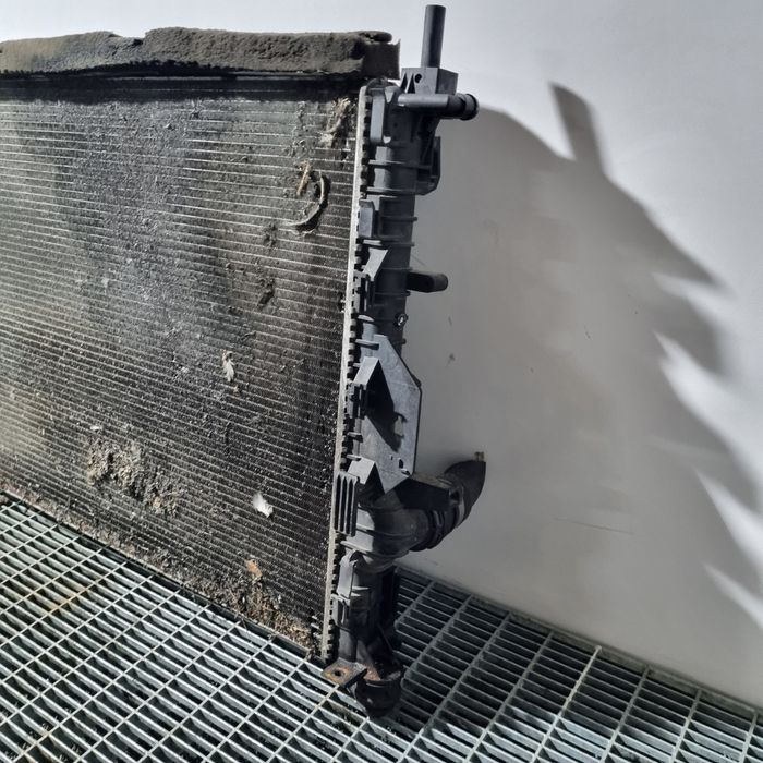 Radiator apa Ford Kuga 2.0 TDCI - (1401)