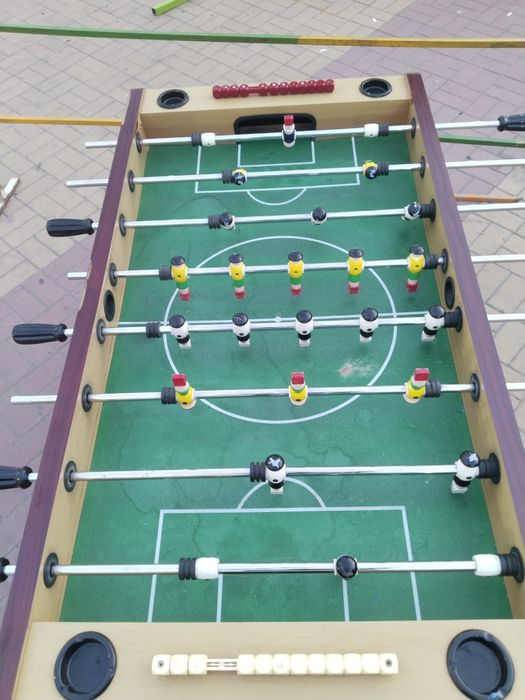 Продаётся футбольный стол!