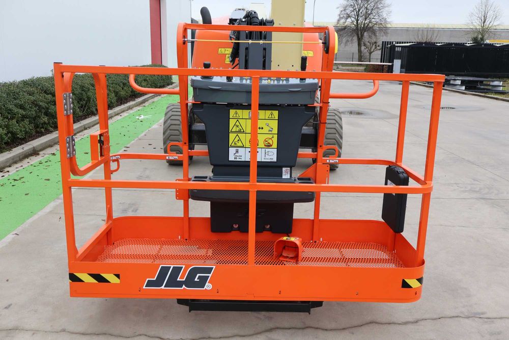 Societate vindem nacela NOUA JLG 450AJ 16m inaltime, produsa in SUA